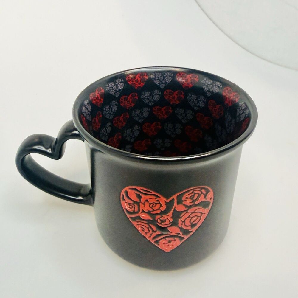 Market Finds Black Mug Red Rose Filigree Heart Inside Graphics 16oz Coffee EUC
